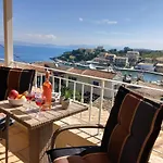 Вилла Solaris Methea- Luxury By The Castle