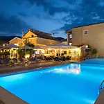 Solaris Methea- Luxury By The Castle