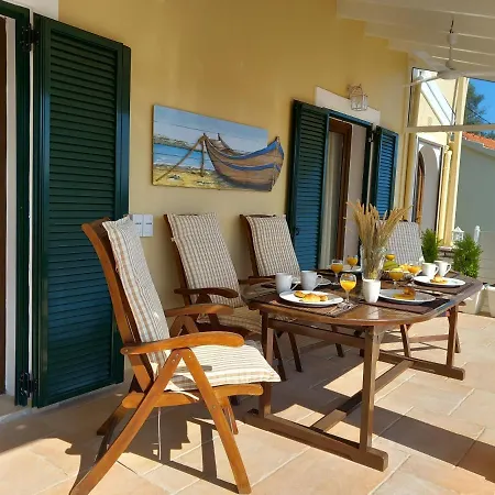 Solaris Methea- Luxury By The Castle Kassiopi