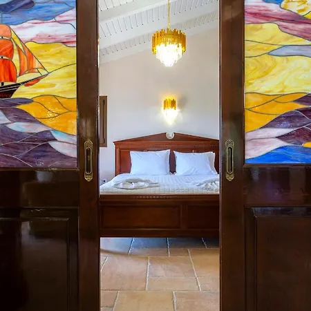 Villa Solaris Methea- Luxury By The Castle Kassiopi