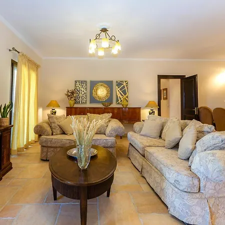 Solaris Methea- Luxury By The Castle * Kassiopi