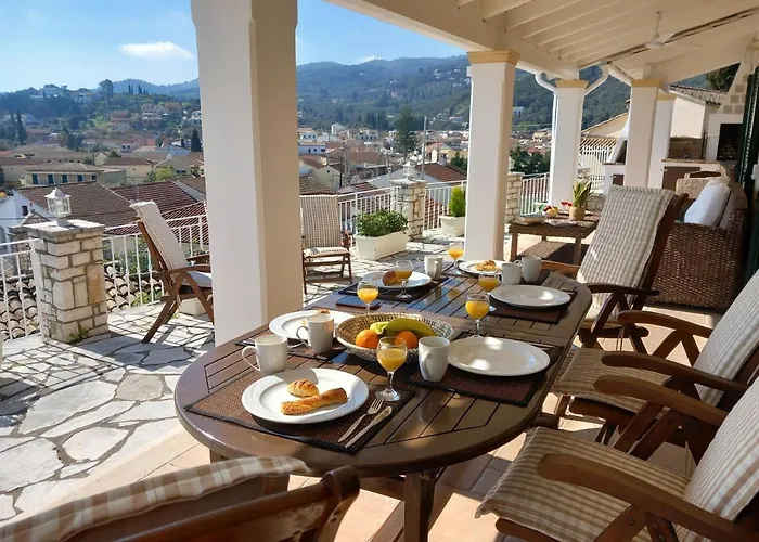 Vila Solaris Methea- Luxury By The Castle *