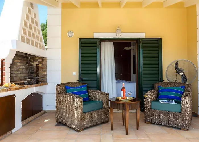 Solaris Methea- Luxury By The Castle Villa *