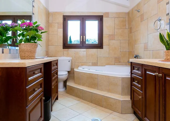 Solaris Methea- Luxury By The Castle * Kassiopi