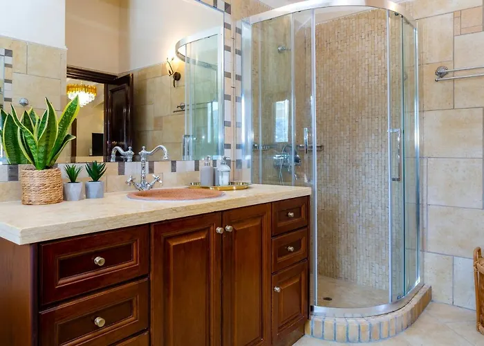 Solaris Methea- Luxury By The Castle Villa Kassiopi