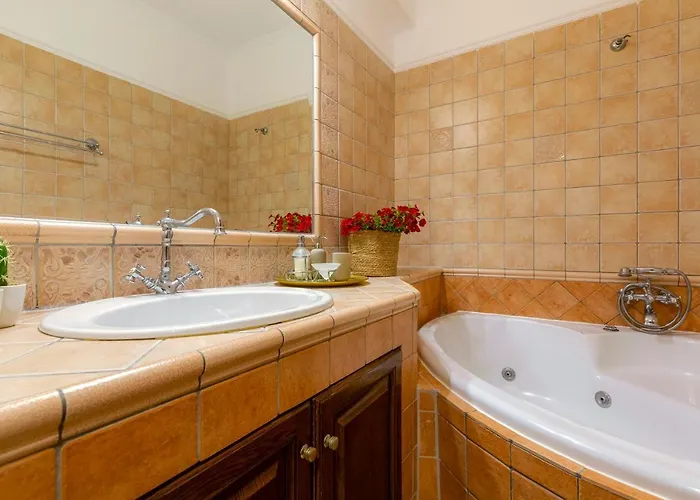 Solaris Methea- Luxury By The Castle Vila Kassiopi