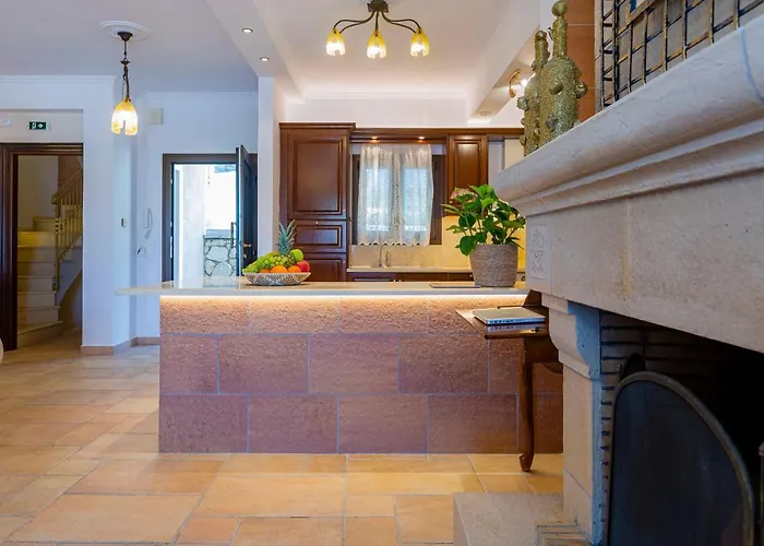 Vila Solaris Methea- Luxury By The Castle Kassiopi