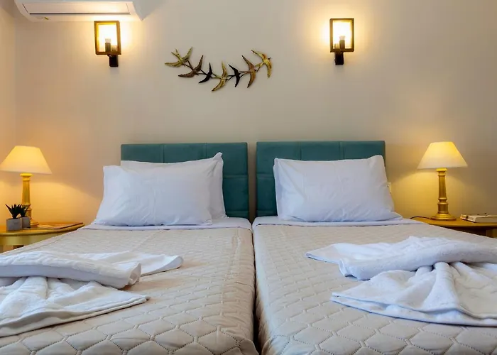 Solaris Methea- Luxury By The Castle Villa