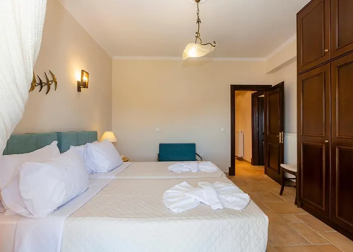 Solaris Methea- Luxury By The Castle Kassiopi