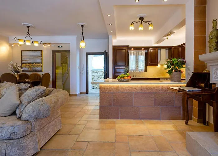 Vila Solaris Methea- Luxury By The Castle