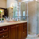 Solaris Methea- Luxury By The Castle Villa Kassiopi