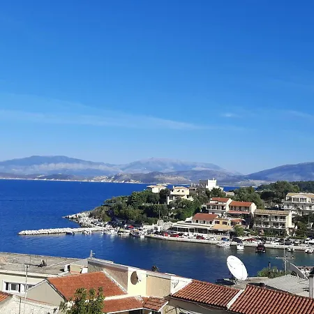 Villa Solaris Methea- Luxury By The Castle *