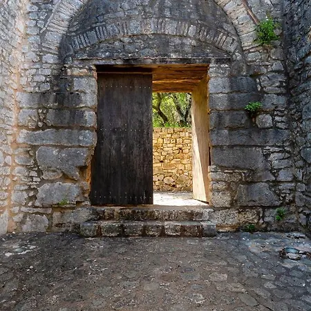 Solaris Methea- Luxury By The Castle Villa Kassiopi