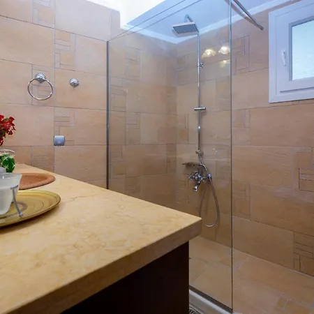 Solaris Methea- Luxury By The Castle Villa Kassiopi